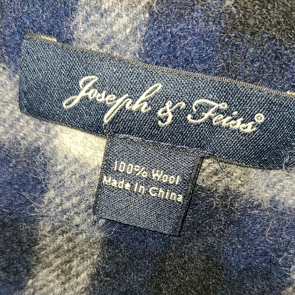 Joseph & Feiss Blue and Gray Wool Scarf - Picture 2 of 3